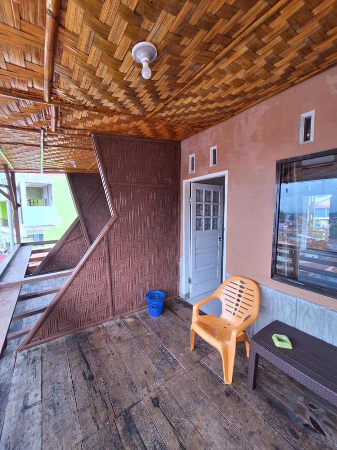 Ron'S Guest House Berastagi Backpacker Rooms 외부 사진