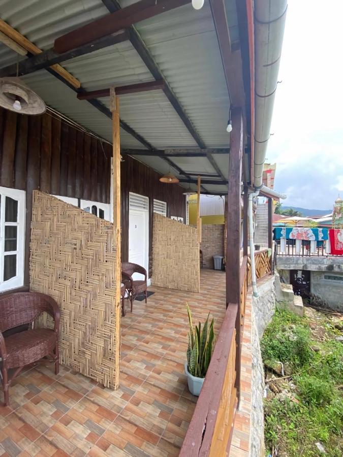 Ron'S Guest House Berastagi Backpacker Rooms 외부 사진